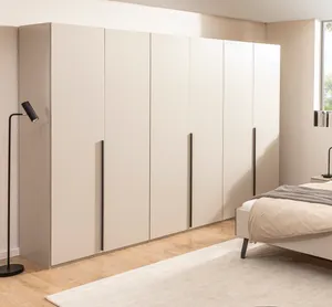 Kleiderschrank