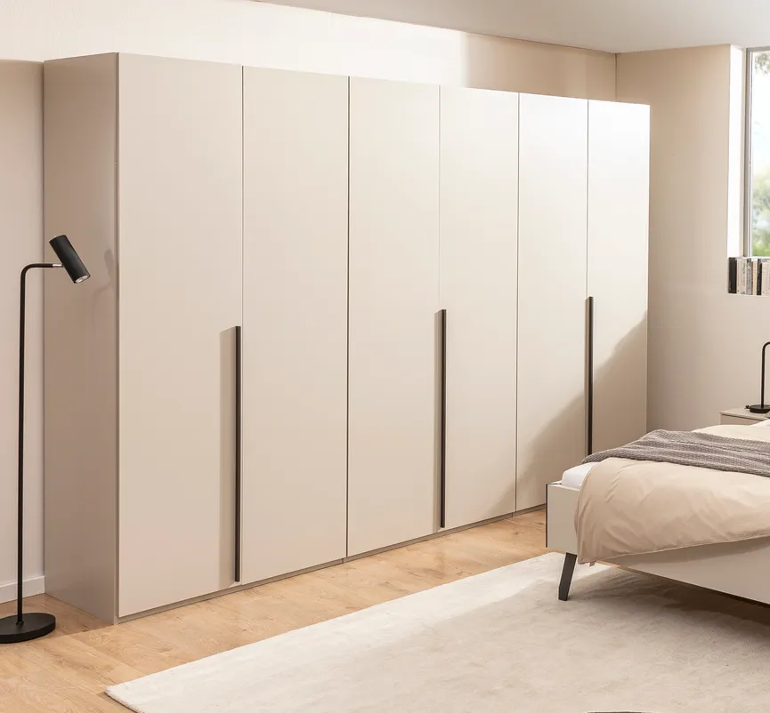 Drehtürenschrank 6-trg. milieu