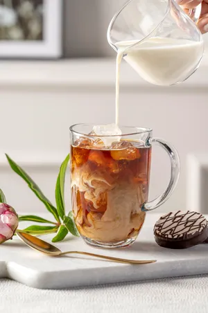 Latte-Macchiato-Becher