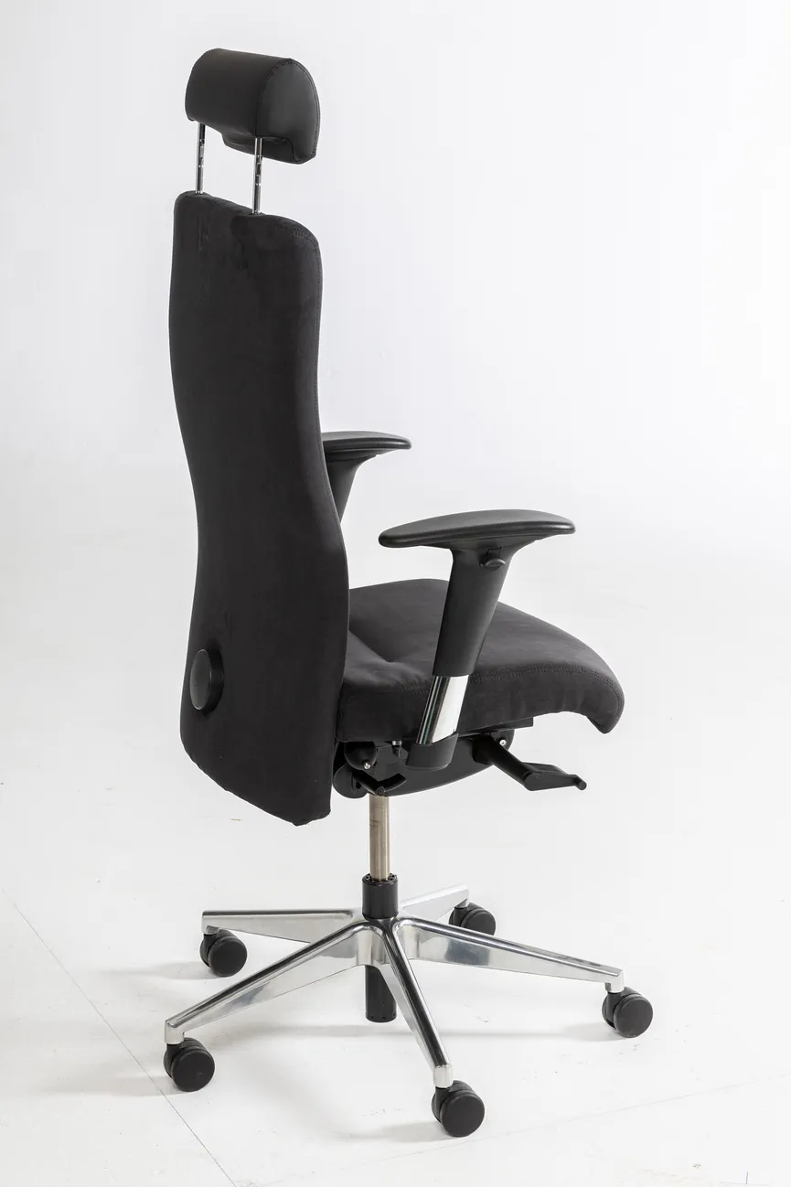 Chefsessel m.Kopfstütze Led.op detail