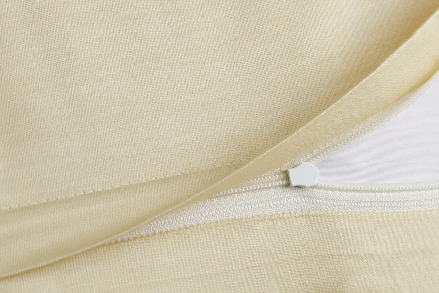Satin-Bettw.JOOP!Split 155x220 detail