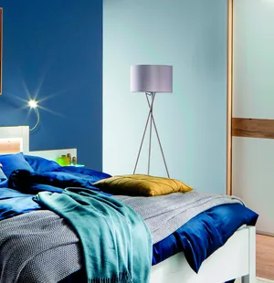 Stehlampe