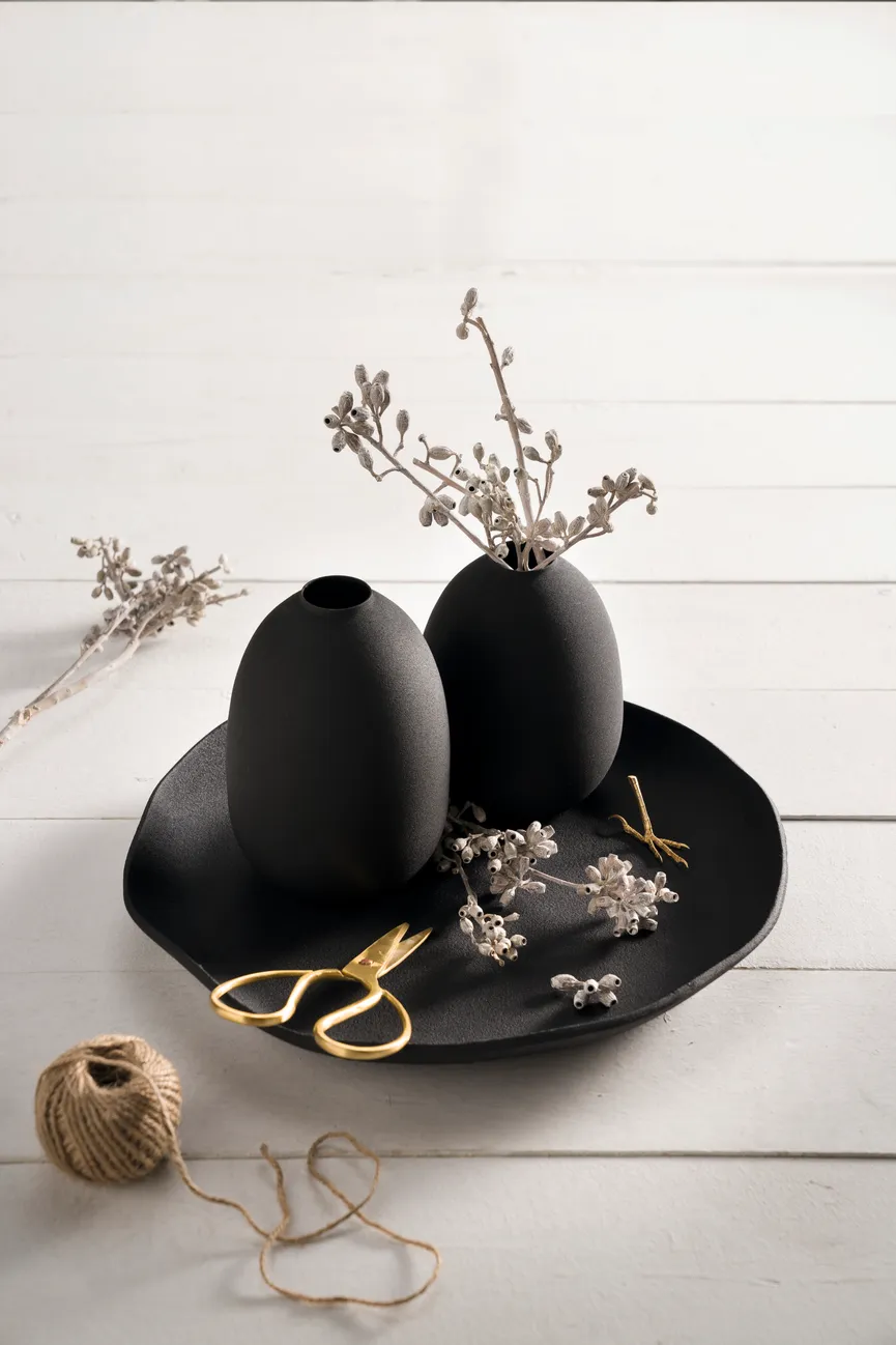 Vase "Casolare" M schwarz milieu