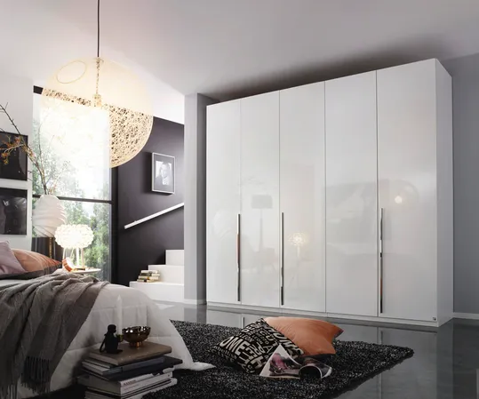 Kleiderschrank