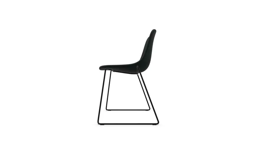 Stuhl Sled fully upholstered detail