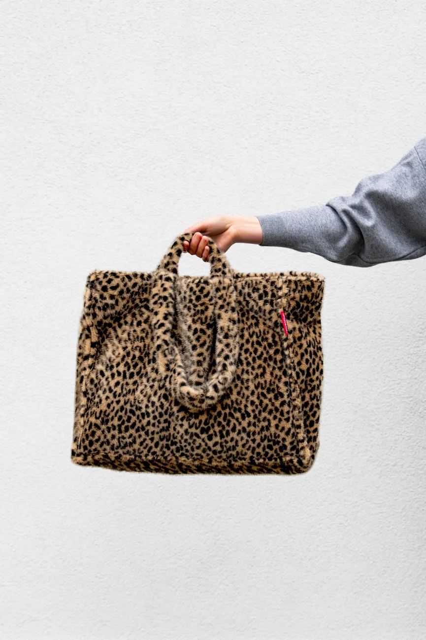 Softshopper "leo fake fur" milieu
