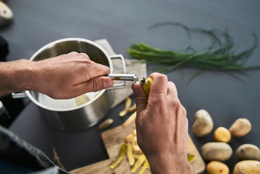 Pendelschäler "Pro" silber milieu