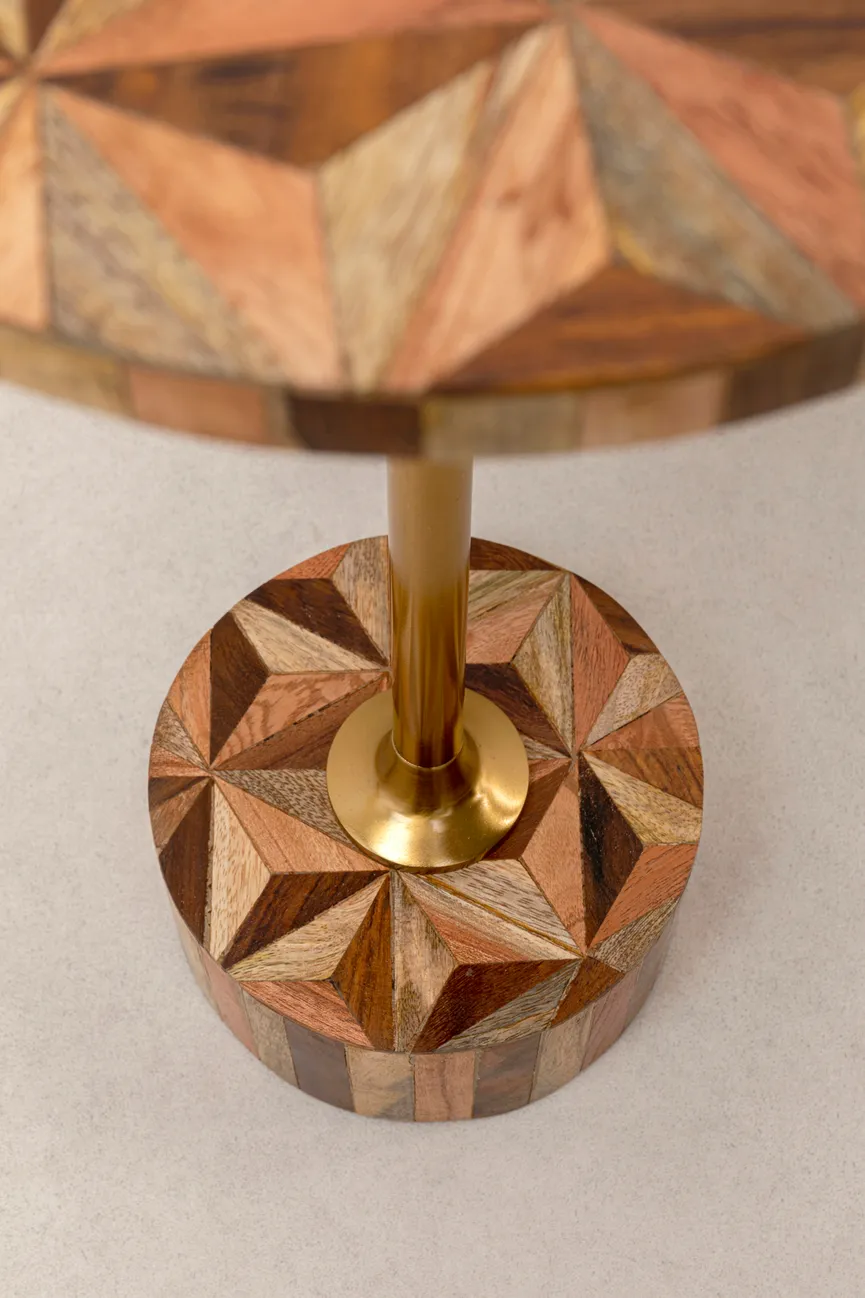 Beistelltisch detail