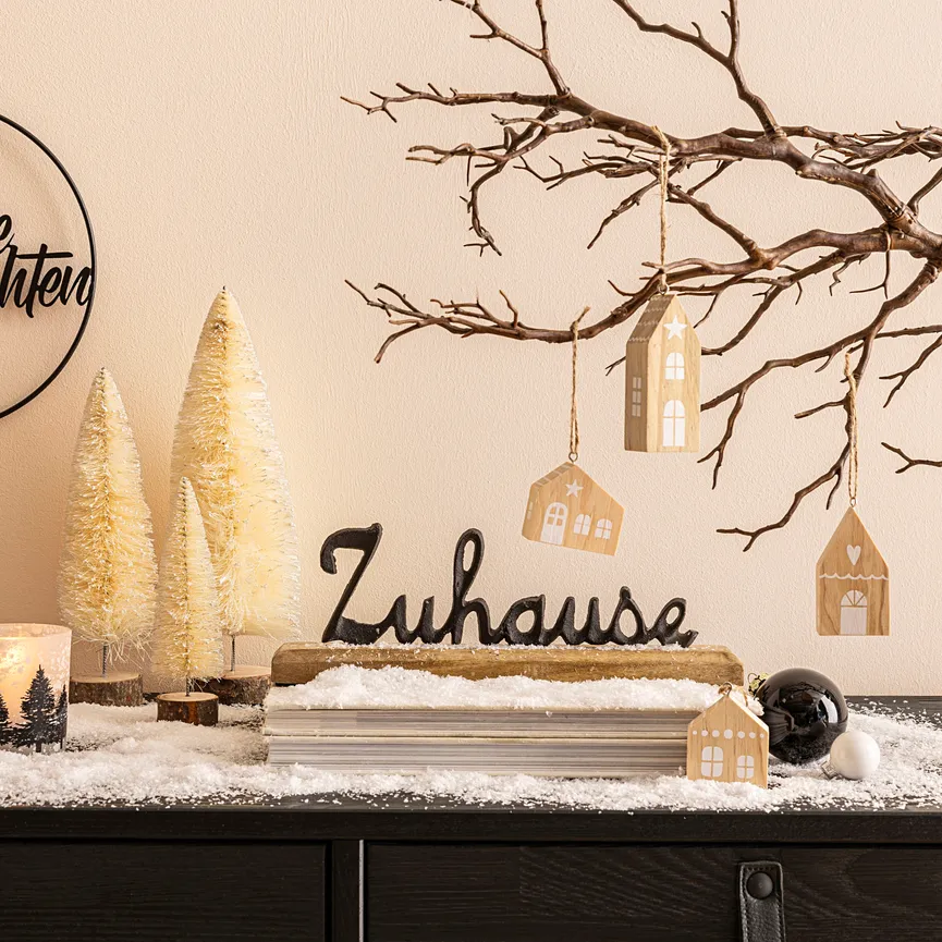Schriftzug "Zuhause" milieu
