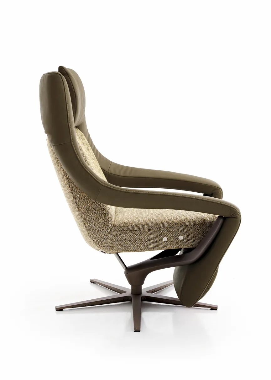 Sessel Yoko-2 DK bronziert detail
