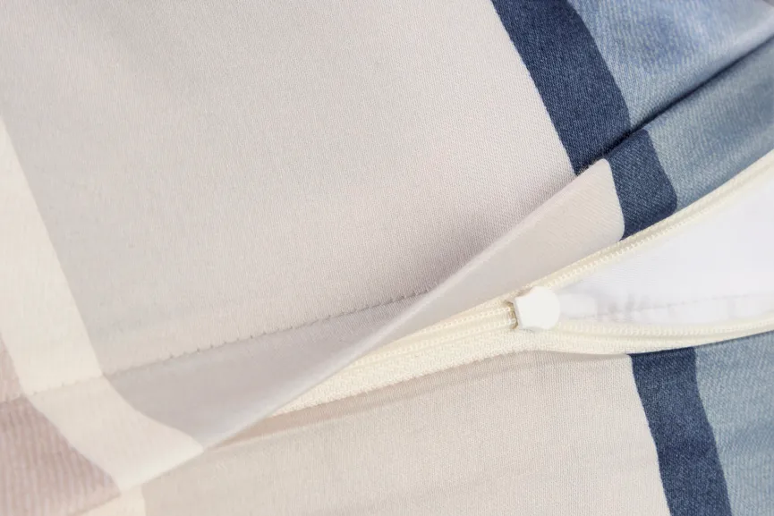 Satin-Bettw.JOOP!Banks 135x200 detail