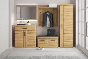 Garderobenschrank