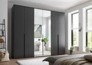 Kleiderschrank