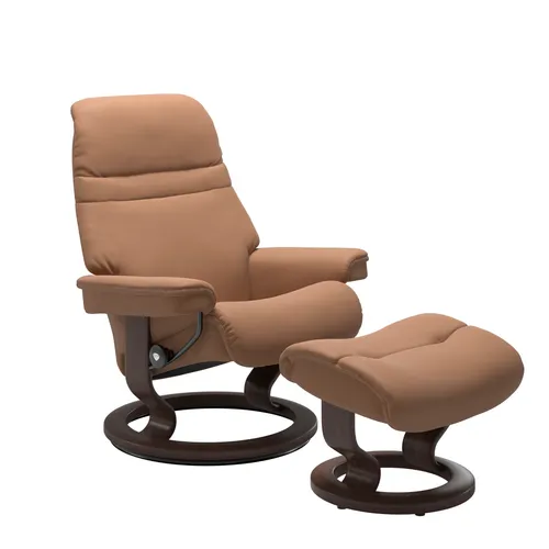 Sessel mit Hocker