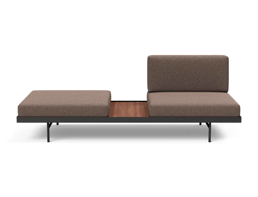 Sofa mit Walnusstisch detail