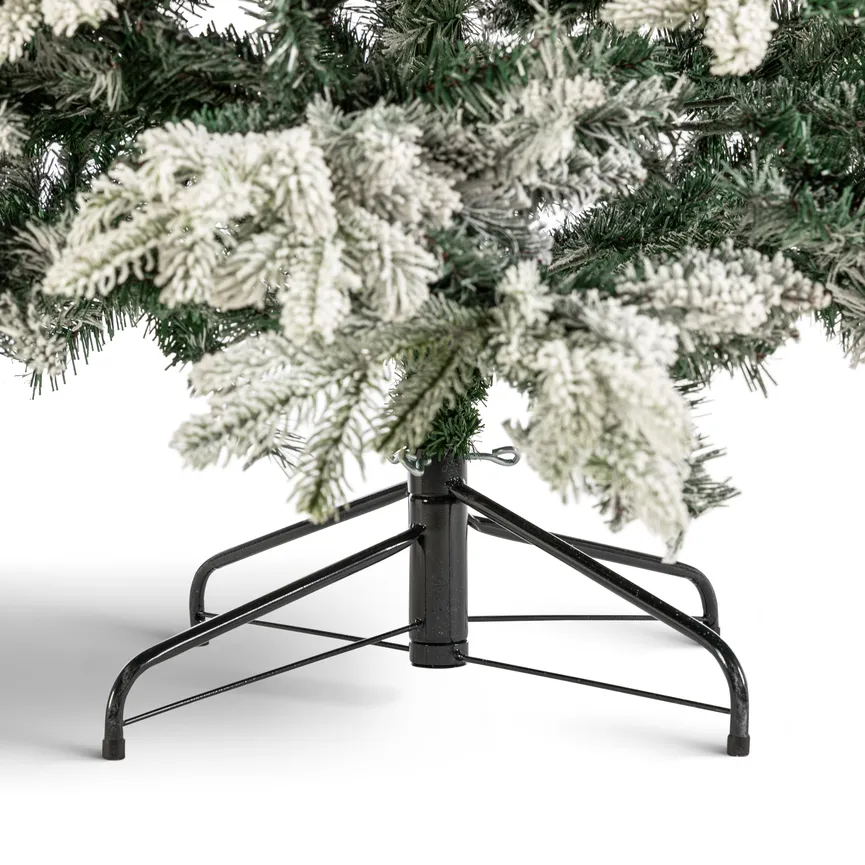 Tannenbaum M beschneit detail