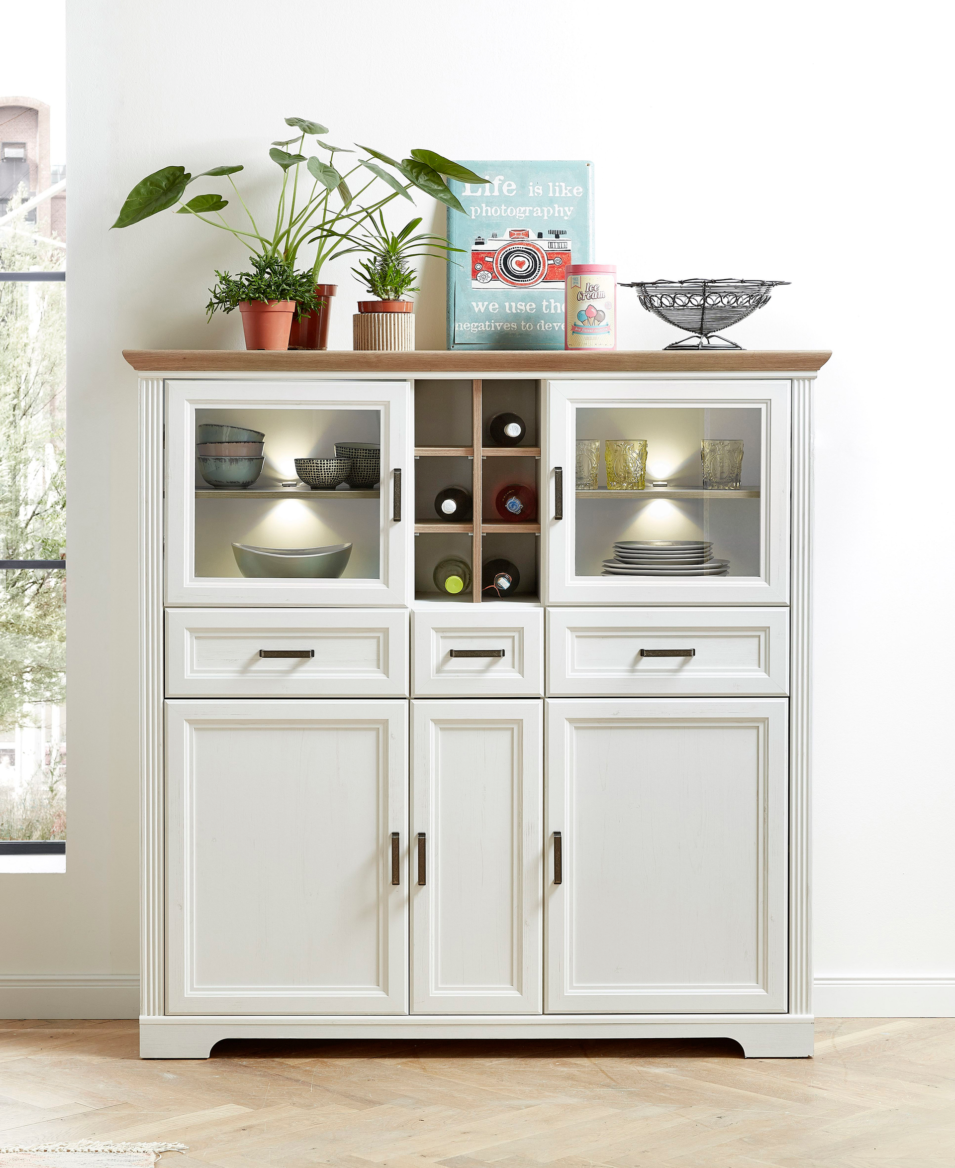 Highboard