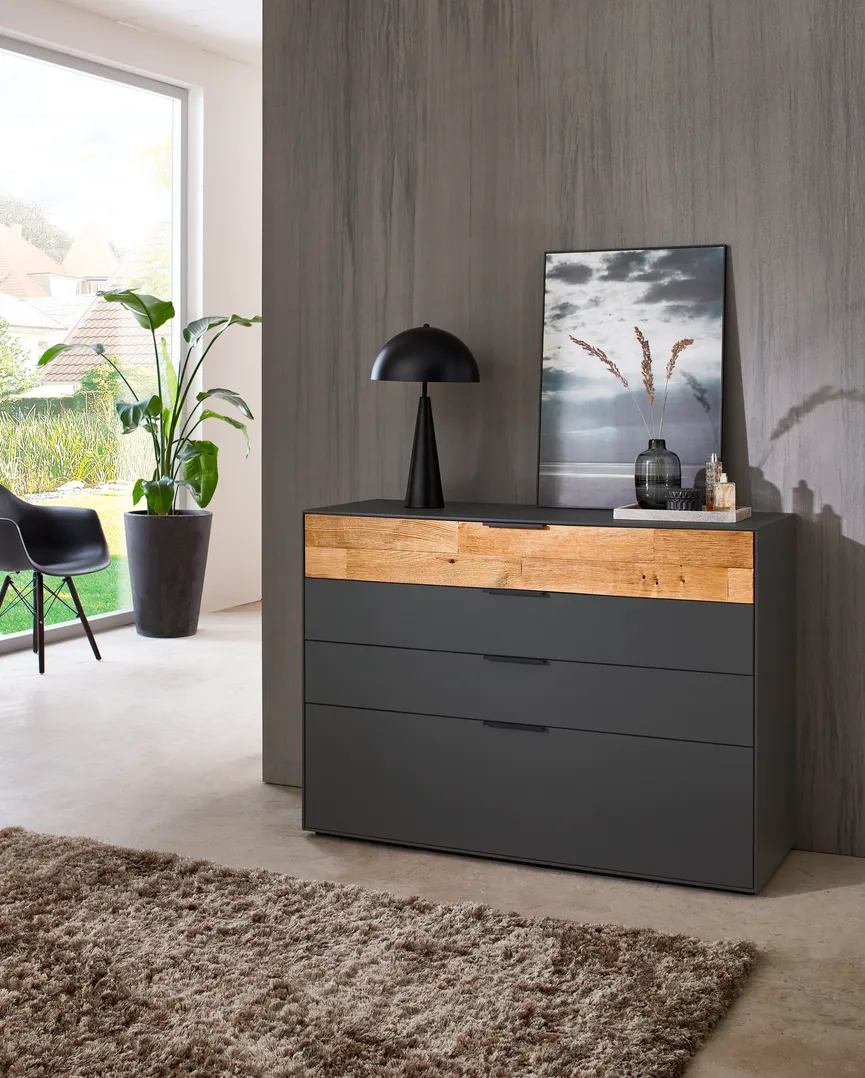 Kommode hauptaufnahme