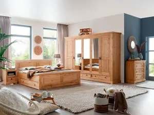 Kleiderschrank
