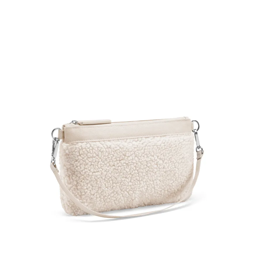 Mini Pouch "teddy sand" detail