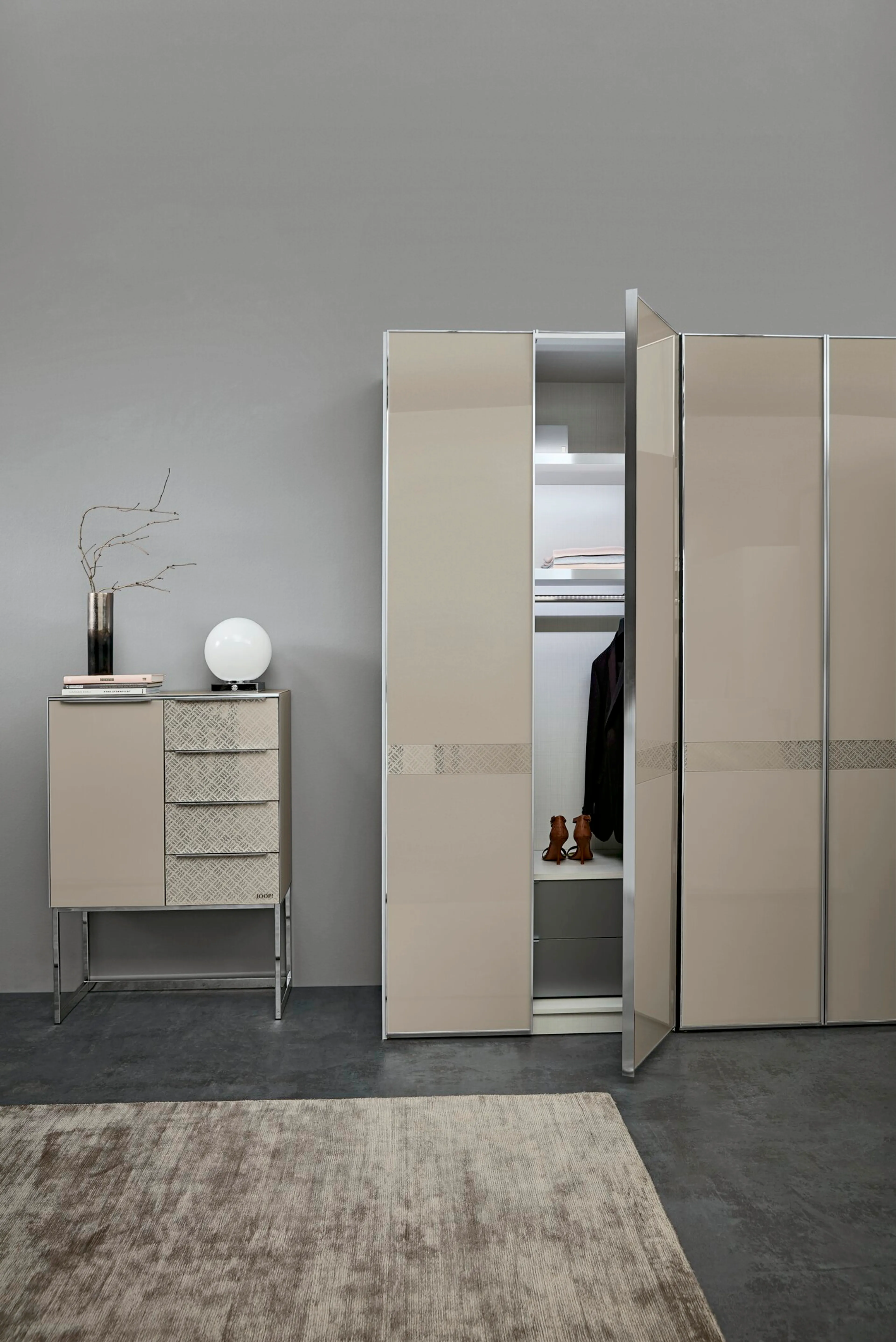 Kleiderschrank Glass 282 x 222 cm