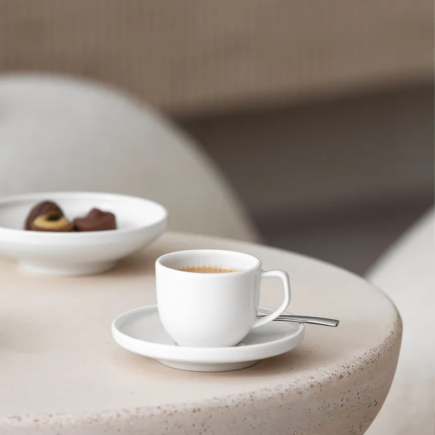 Espressoobertasse "Afina" milieu