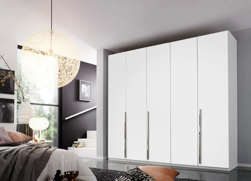 Drehtürenschrank 5-trg. hauptaufnahme