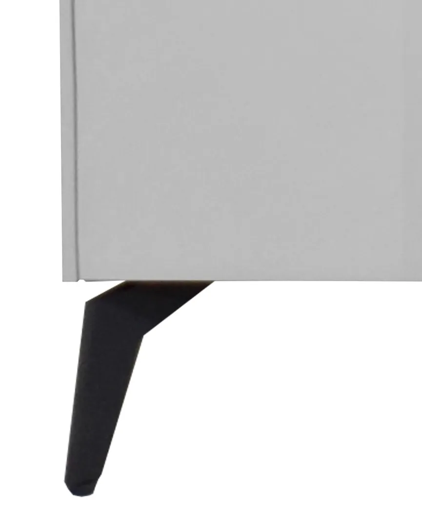 Metallfüße hauptaufnahme