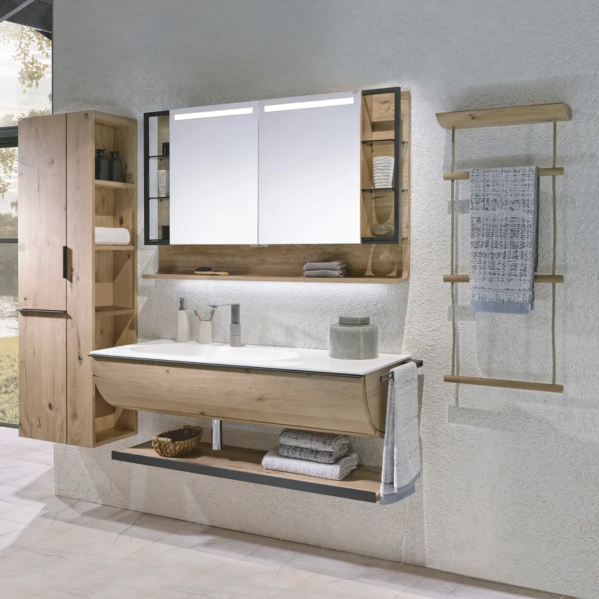 *Hochschrank milieu