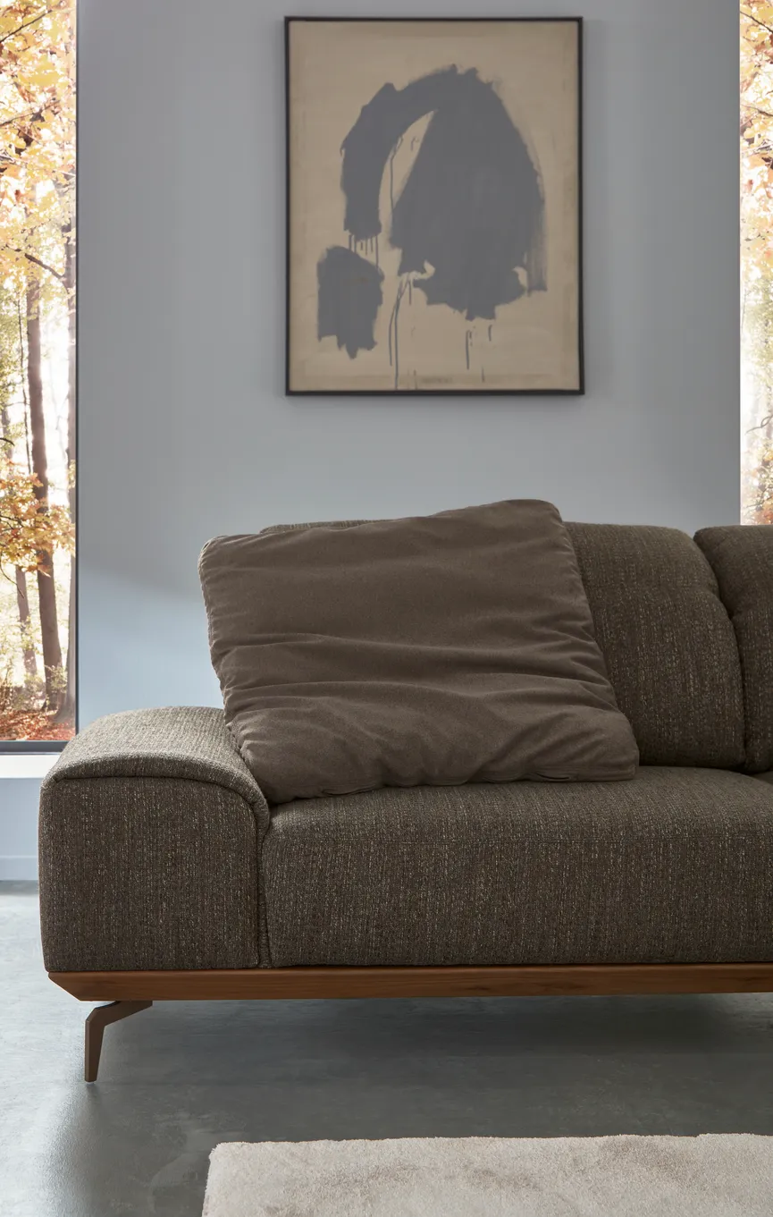 2er N70 + Holzsockel detail