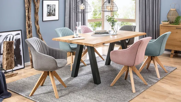 Speisezimmer Gutmann Stühle und Bänke