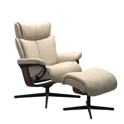 Sessel mit Hocker