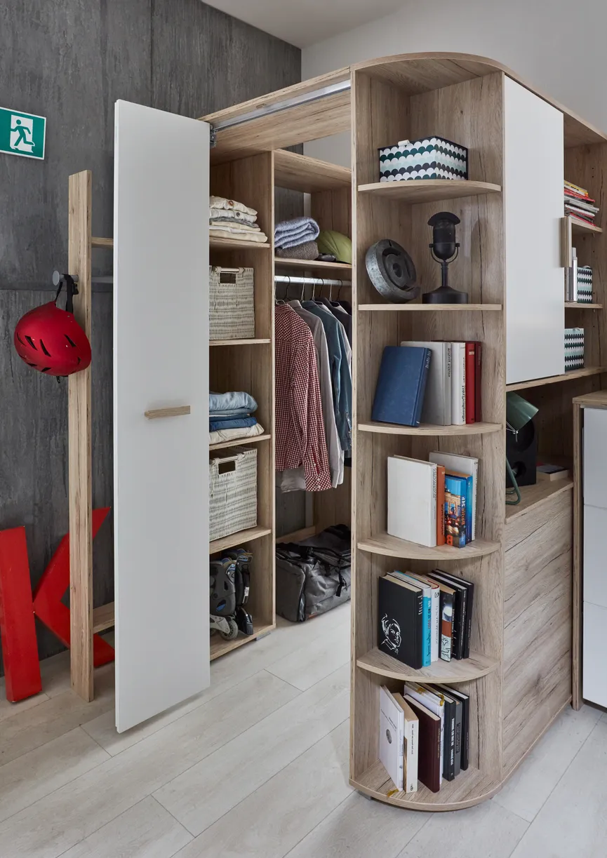 Eckschrank mit Bettkasten detail