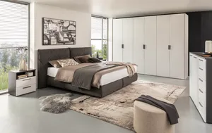 Kleiderschrank