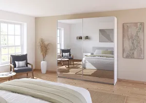 Schwebetürenschrank