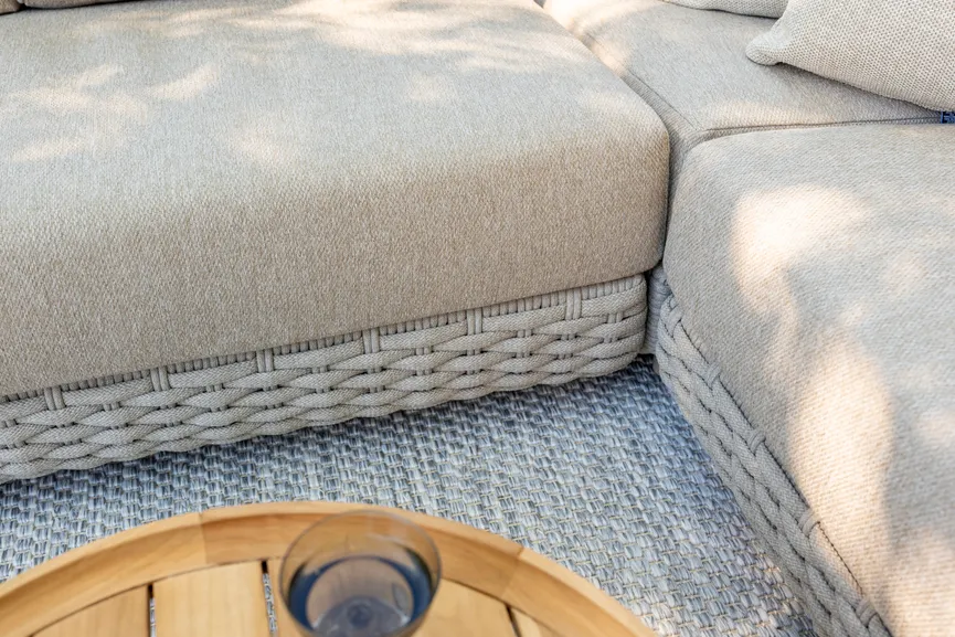Lounge m. Couchtisch detail