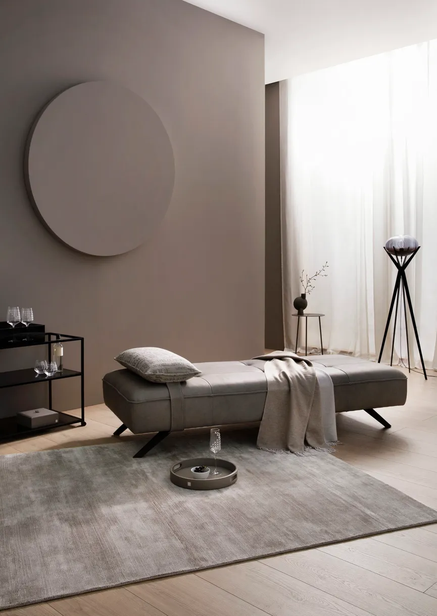 Daybed (30K) detail