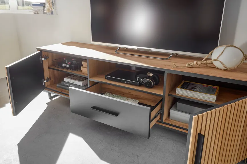 TV-Lowboard detail
