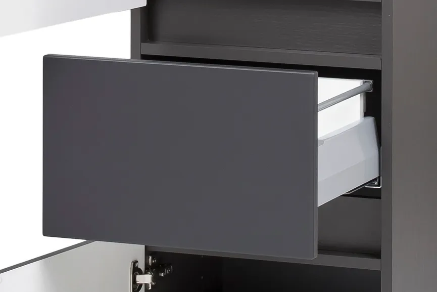 *Hochschrank detail
