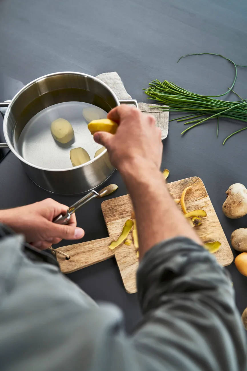 Pendelschäler "Pro" silber milieu