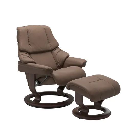 Sessel mit Hocker