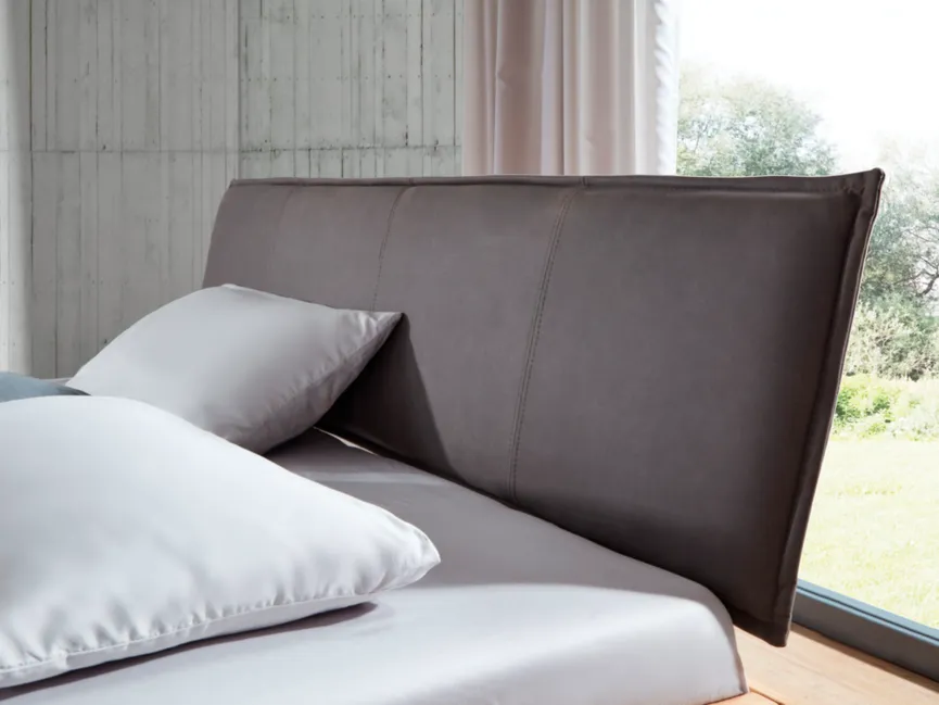 Massivholzbett LF 180x200 cm detail