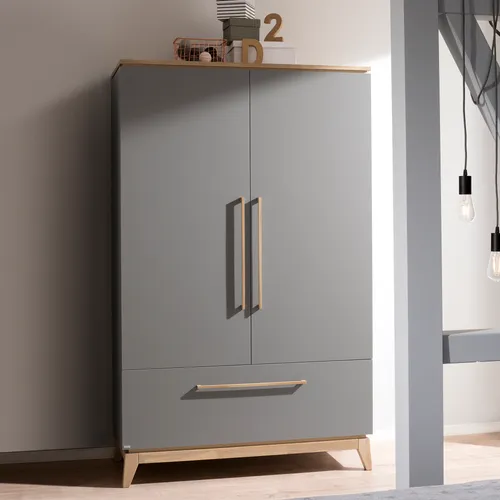 Kleiderschrank