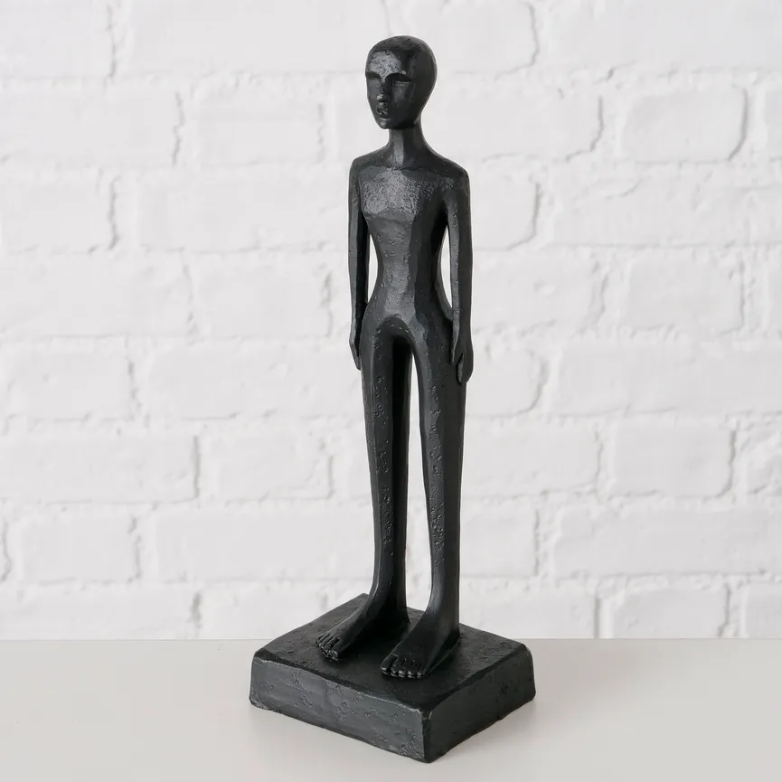 Figur "Clemont" Frau schwarz milieu