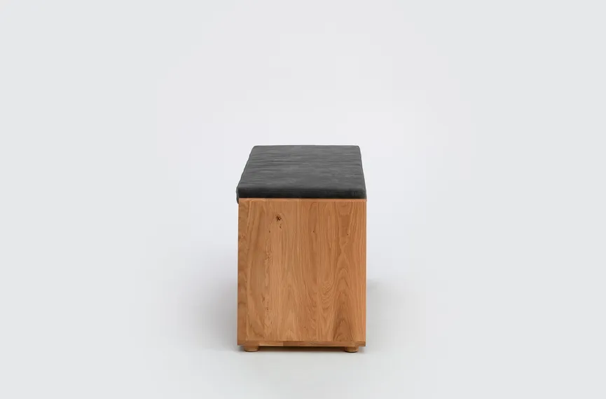 Garderobenbank detail