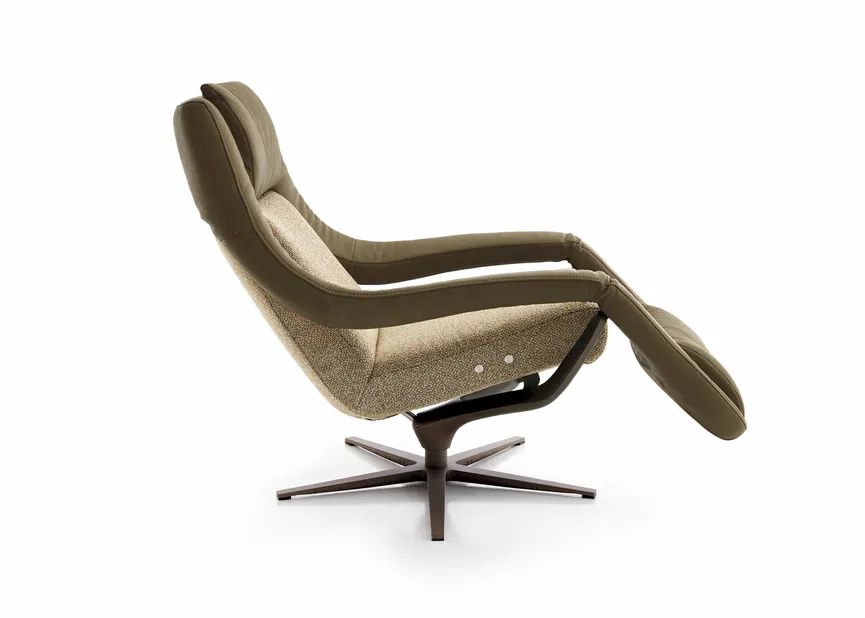 Sessel Yoko-2 DK bronziert detail
