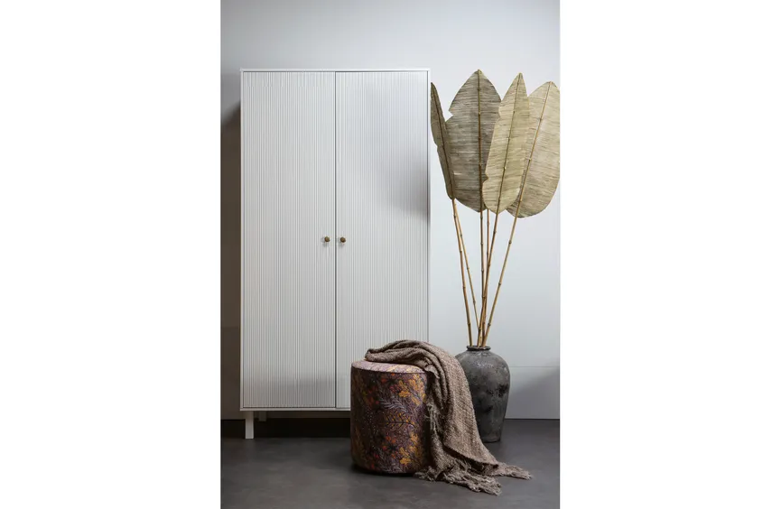 Schrank Madu milieu
