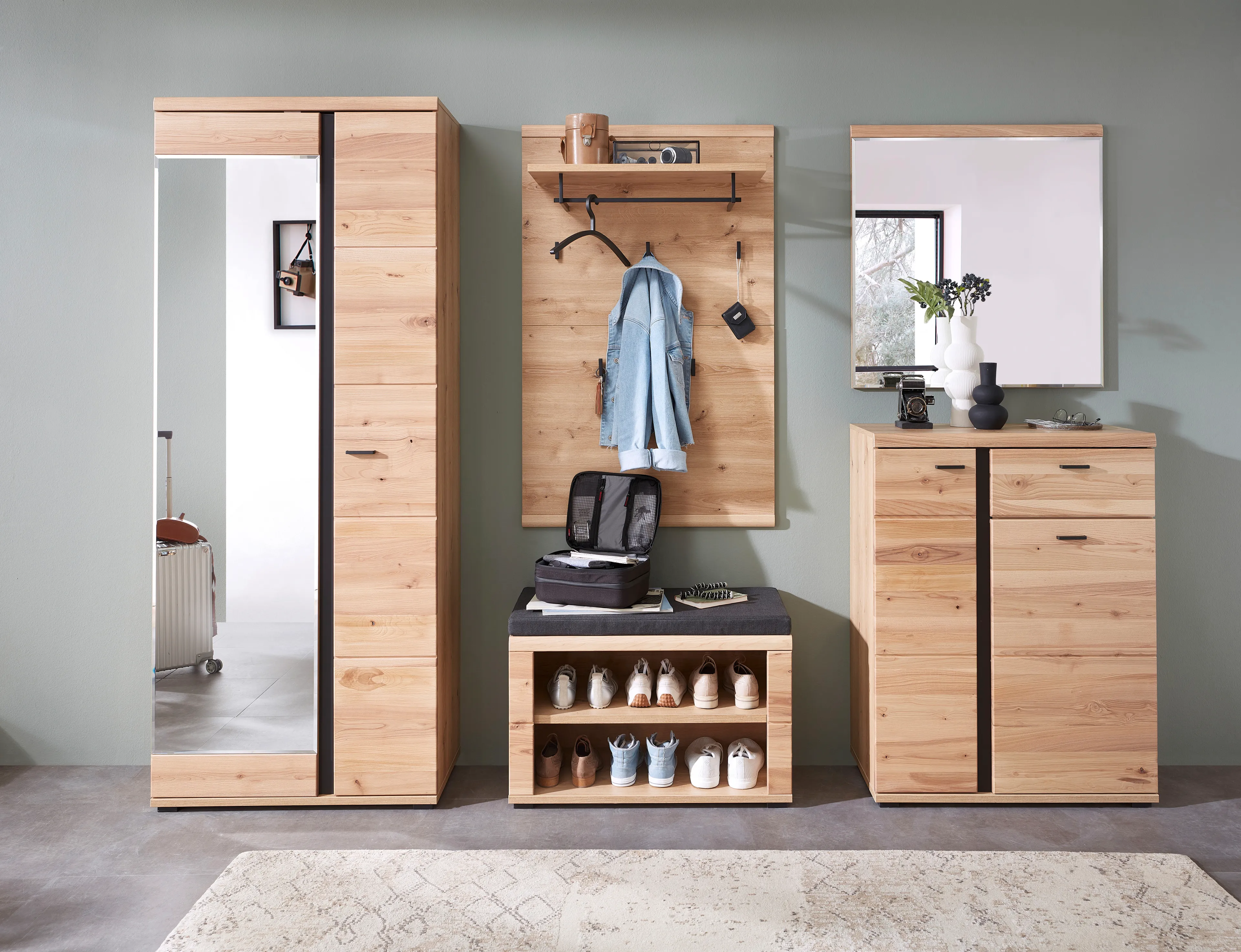 Garderobenschrank Sonos