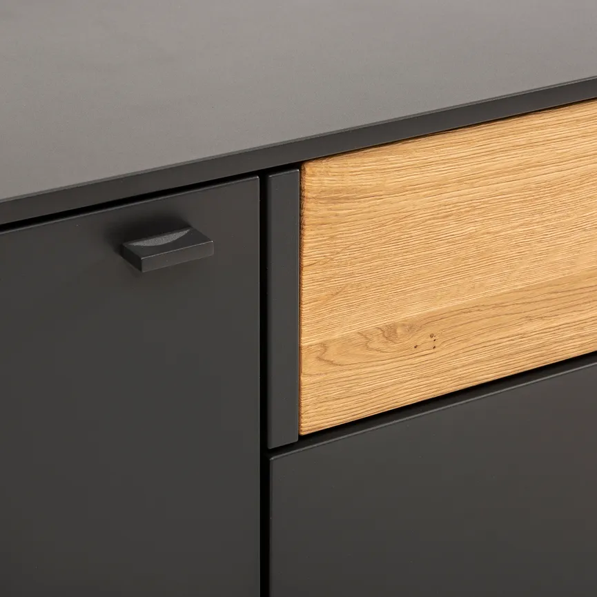 Sideboard detail