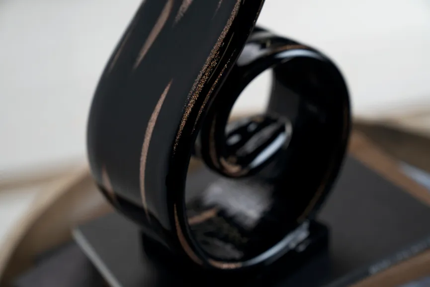 Figur "Casolare" schwarz-braun detail